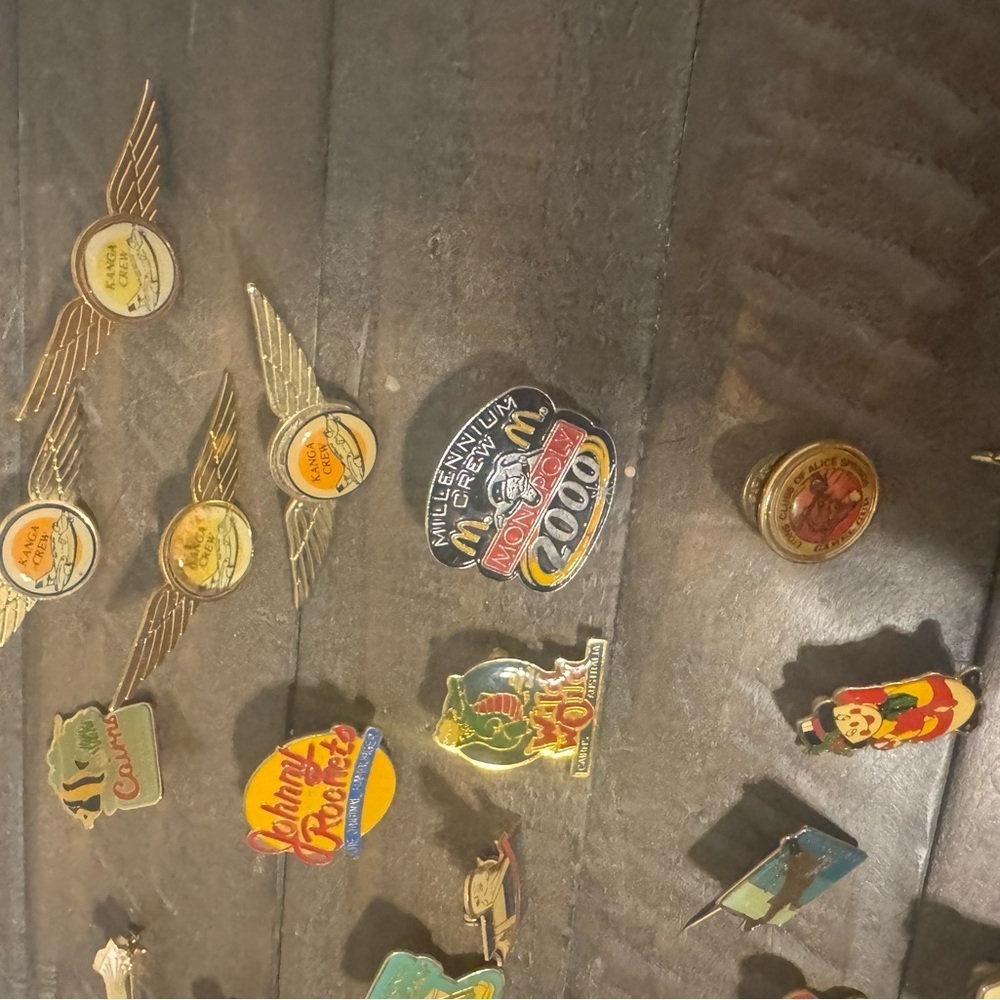 Assorted Collectible Pins - Picture 7 of 7